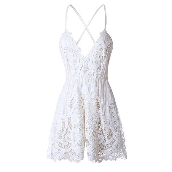 Off White lace romper - Picture 2 of 4